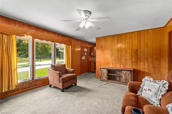 King, NC 27021,353 Goff RD