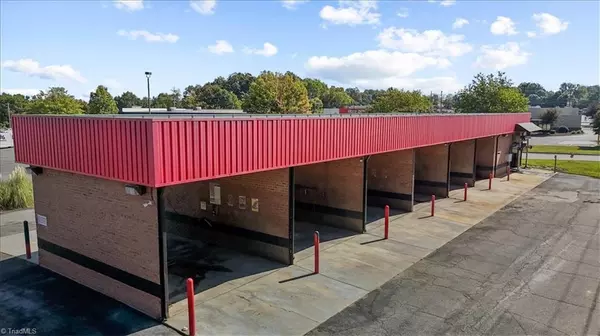 Thomasville, NC 27360,951 Hasty School RD