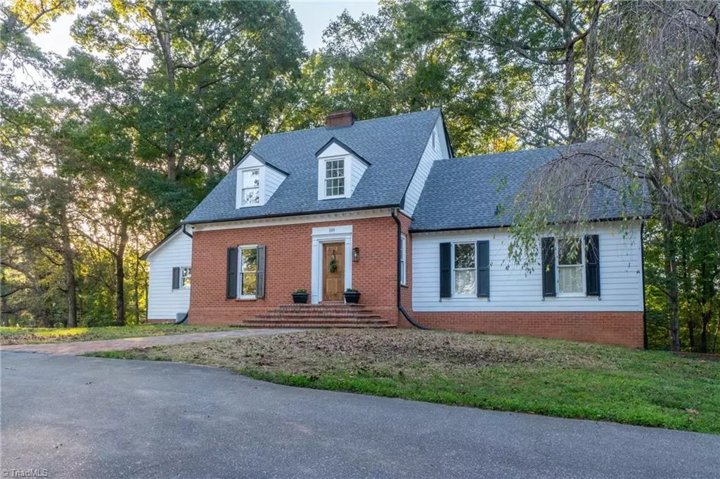 Advance, NC 27006,169 Fred Bahnson DR