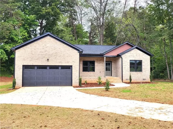 Kernersville, NC 27284,479 Hopkins RD