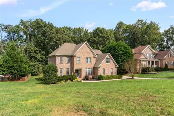 Oak Ridge, NC 27310,8916 Grove Park DR