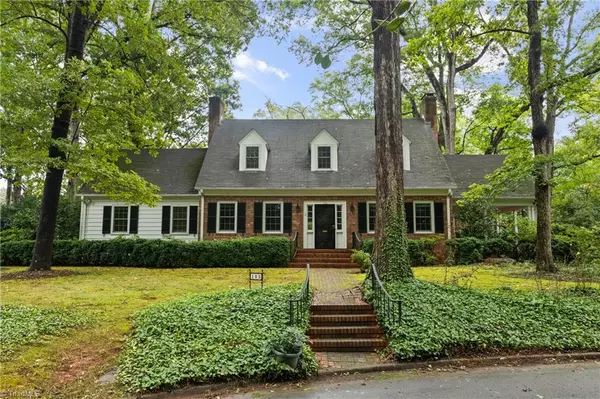 Winston-salem, NC 27106,105 Belle Vista CT