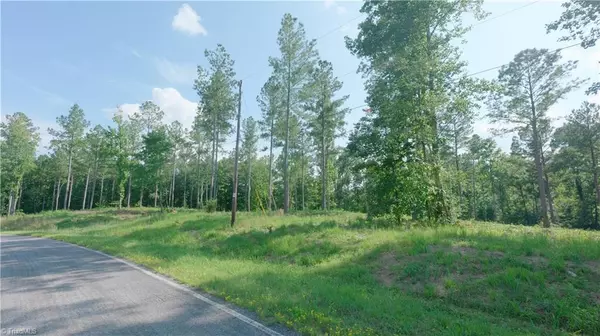 7 Carson RD, Cleveland, NC 27013