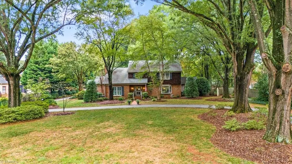 1109 Westridge RD, Greensboro, NC 27410