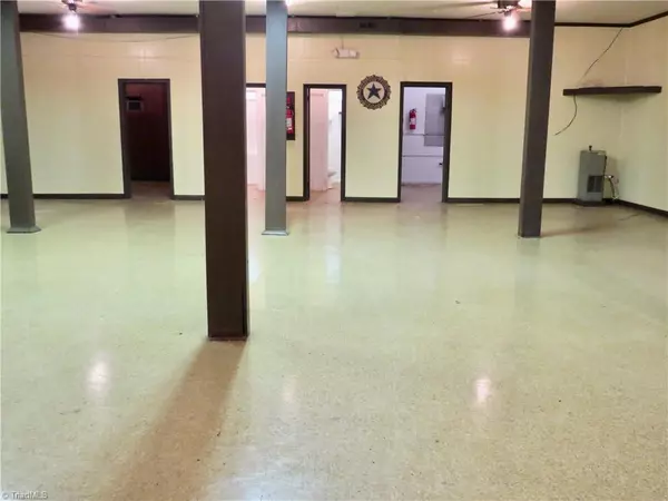 Reidsville, NC 27320,609 Winstead ST