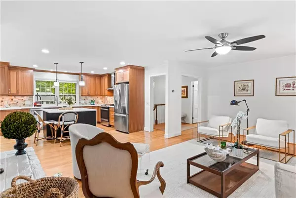 Winston-salem, NC 27104,325 Banbury RD