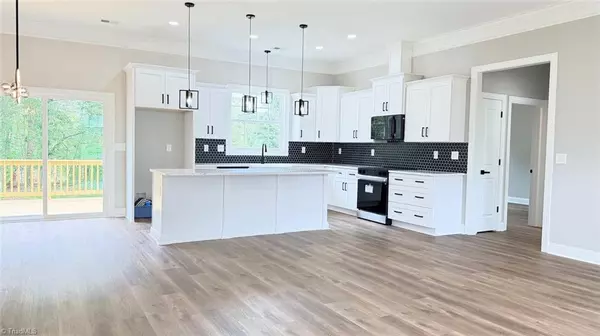 Pfafftown, NC 27040,7219 Wanda Vista LN