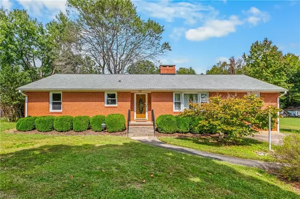 509 Ritters Lake RD, Greensboro, NC 27406
