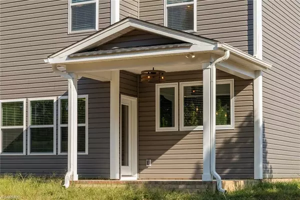 Clemmons, NC 27012,5962 Holder RD #1011