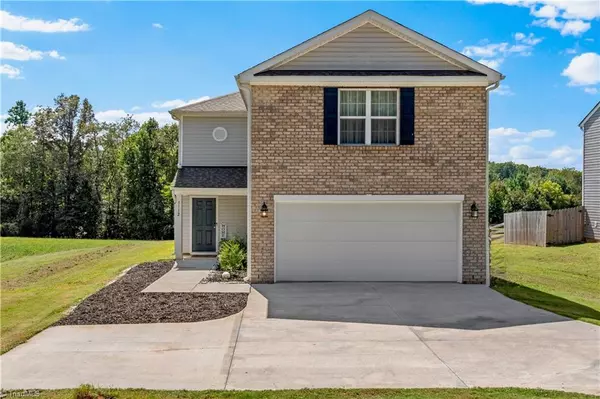 1112 Baileys Chapel RD, Advance, NC 27006