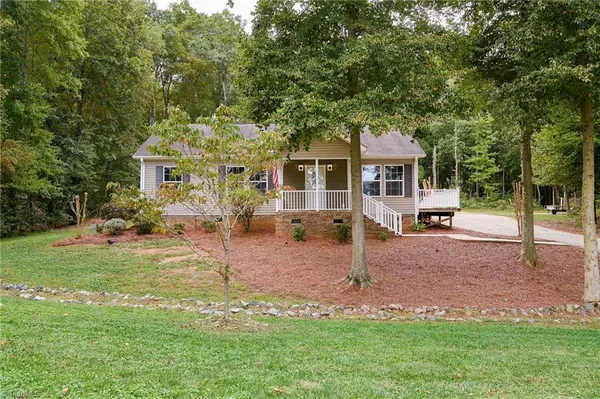 Lexington, NC 27295,255 Lester DR