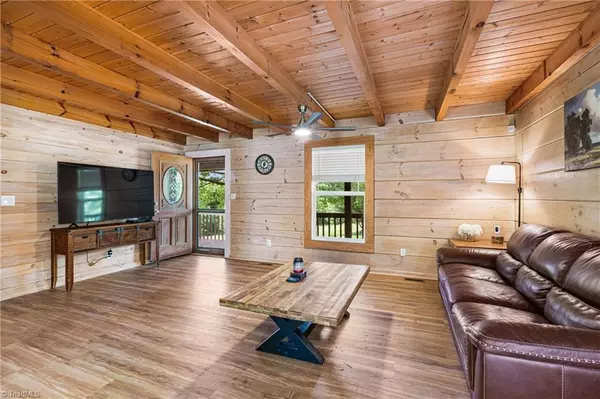 Mount Airy, NC 27030,1305 Brim RD