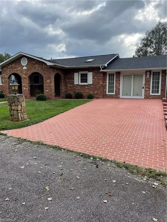 Millers Creek, NC 28651,177 Circle ST