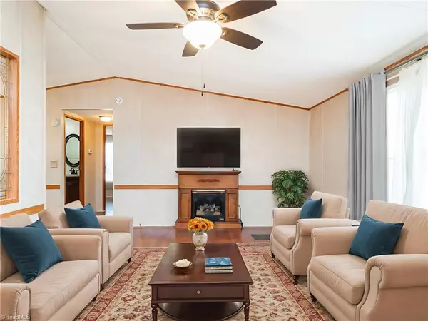 Burlington, NC 27217,2533 Holly Brook DR