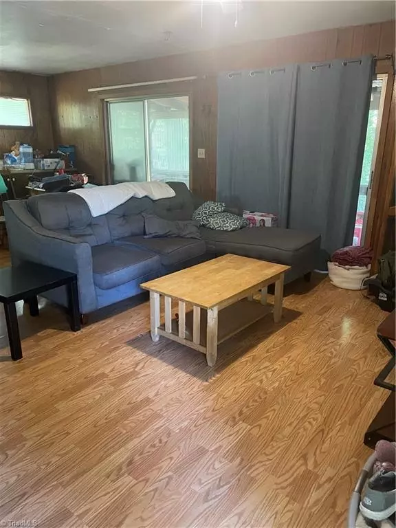 Thomasville, NC 27360,217 Lakeview DR E