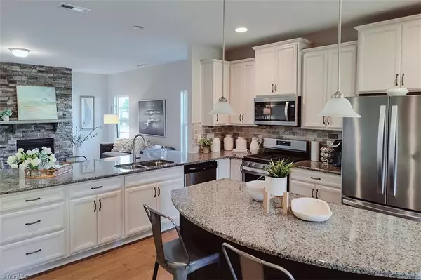 High Point, NC 27265,3296 Alyssa WAY