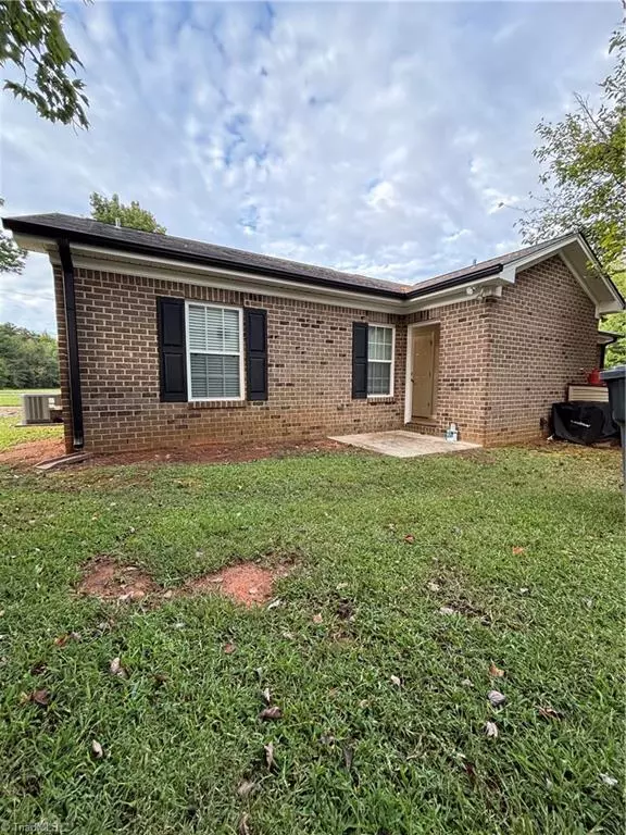 Kernersville, NC 27284,265 Harmon LN