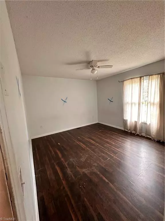 North Wilkesboro, NC 28659,462 Shannon View ST