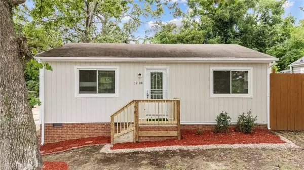1208 E Green DR, High Point, NC 27260
