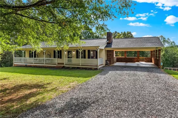 Dobson, NC 27017,1627 Stony Knoll RD