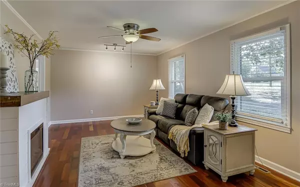 King, NC 27021,208 Mountain View RD