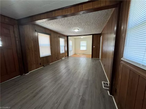 Winston-salem, NC 27107,653 Clemson CIR