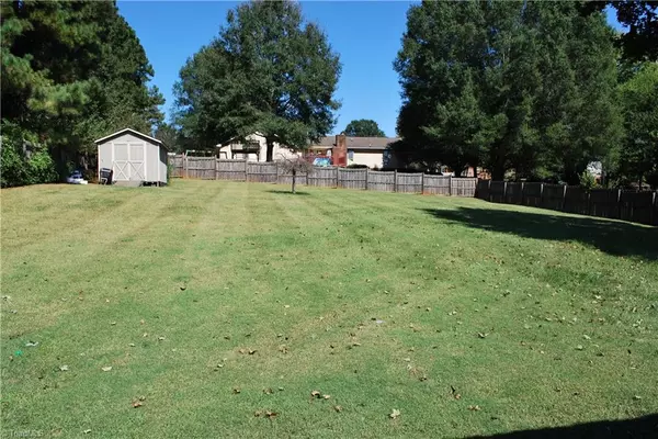 Mocksville, NC 27028,408 E Lake DR