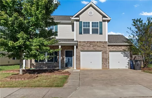 2466 Dog Leg DR, Winston-salem, NC 27103