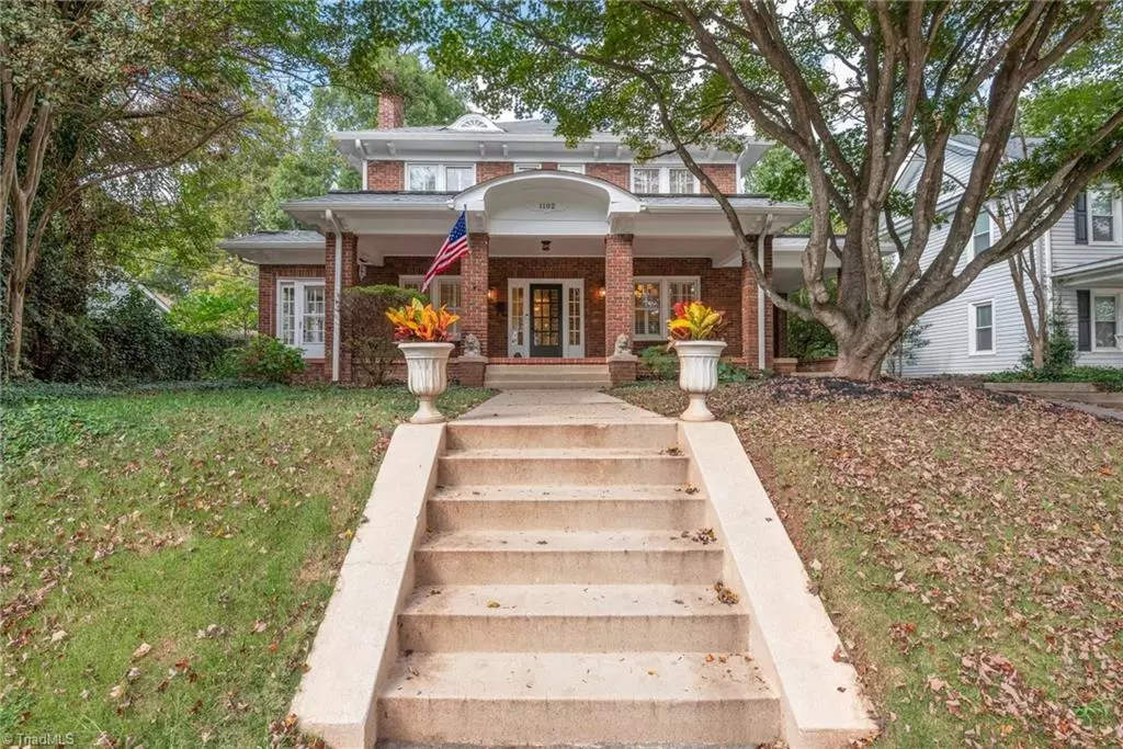 Winston-salem, NC 27103,1102 Hawthorne RD