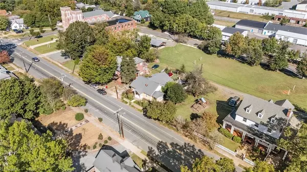 Winston-salem, NC 27127,425 E Sprague ST