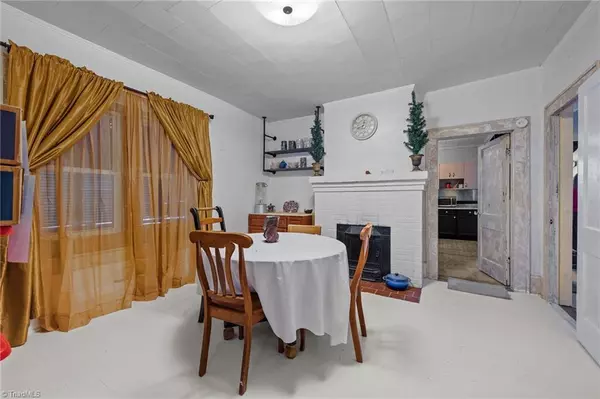 Winston-salem, NC 27127,425 E Sprague ST