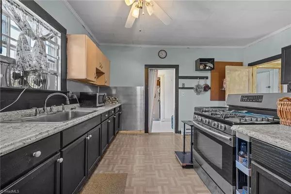 Winston-salem, NC 27127,425 E Sprague ST