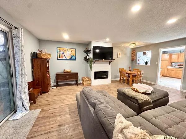 Winston-salem, NC 27106,6127 Old Plank RD