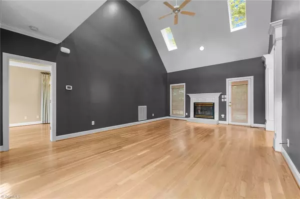 Greensboro, NC 27455,10 Dunlin SQ