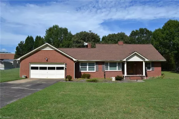 120 Long ST, Mayodan, NC 27027