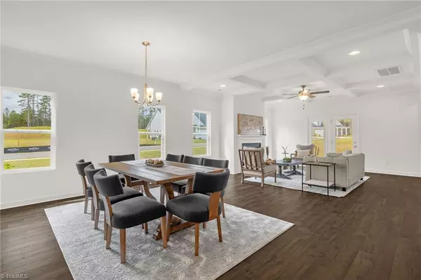 Clemmons, NC 27012,301 Beeson CT