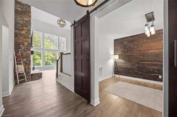 Graham, NC 27253,1237 Gemstone CT