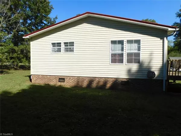 Troy, NC 27371,7039 Abner RD