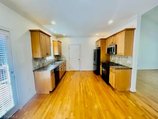 Summerfield, NC 27358,7541 Strawberry RD