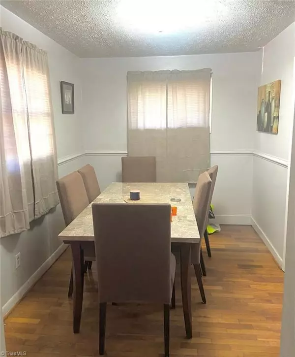 Eden, NC 27288,1223 Robin RD