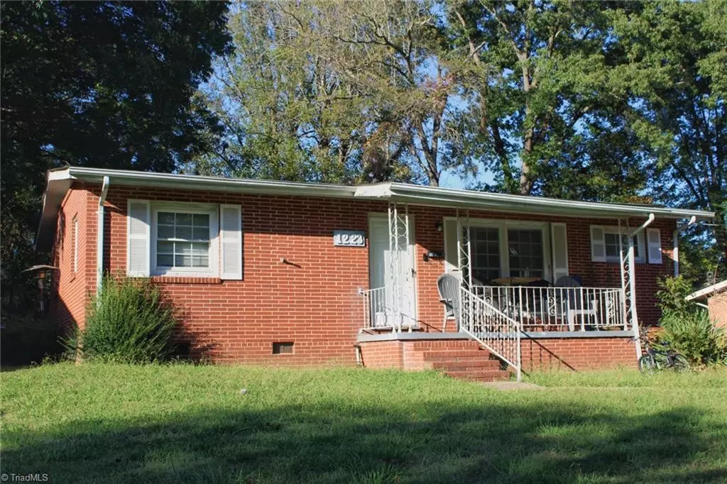Eden, NC 27288,1223 Robin RD
