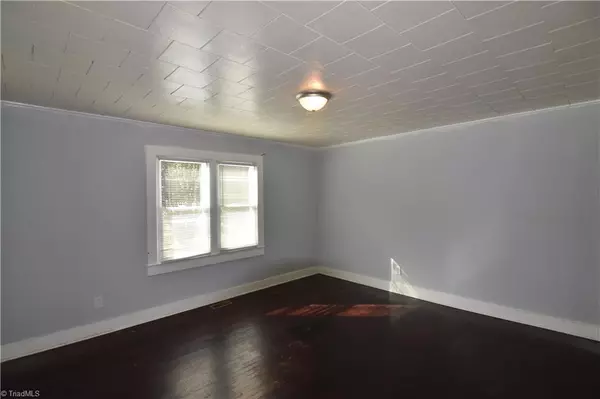 Thomasville, NC 27360,283 Reid RD