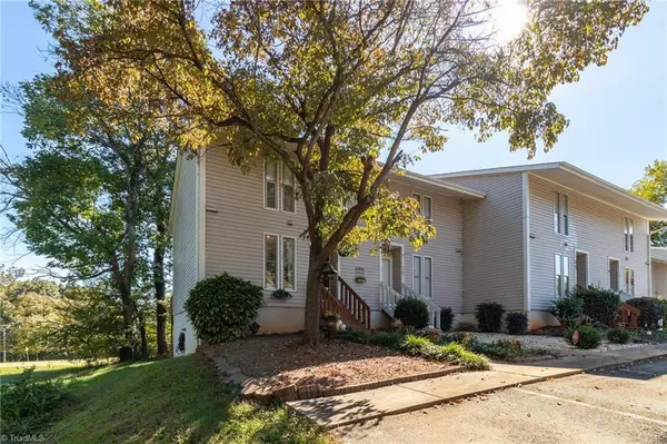 Winston-salem, NC 27127,3743 Heathrow DR