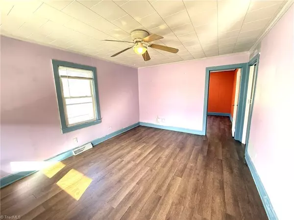 Jonesville, NC 28642,325 Mineral Springs DR