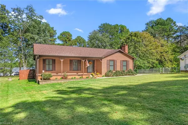 Graham, NC 27253,182 Windsor DR