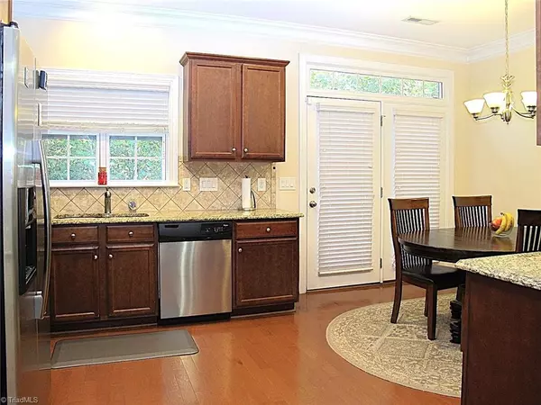 Winston-salem, NC 27103,5042 Wyngate Village DR