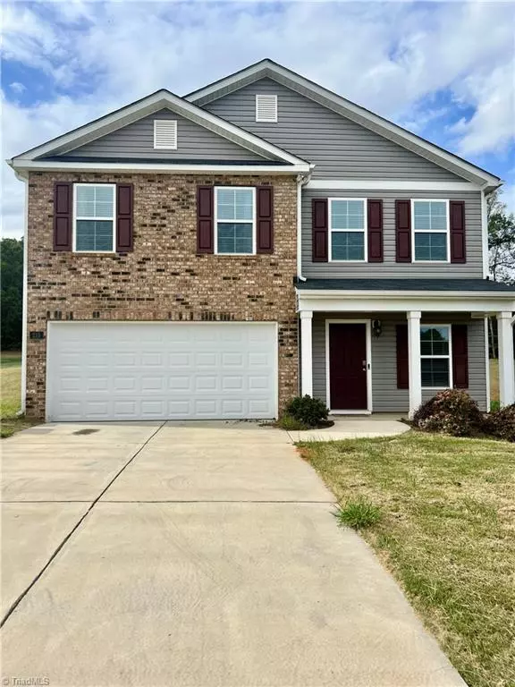 Lexington, NC 27292,215 Lily's PL