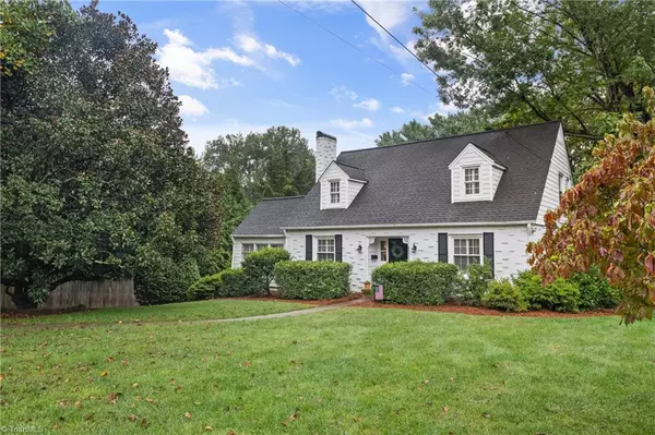 Winston-salem, NC 27106,2520 Robinhood RD