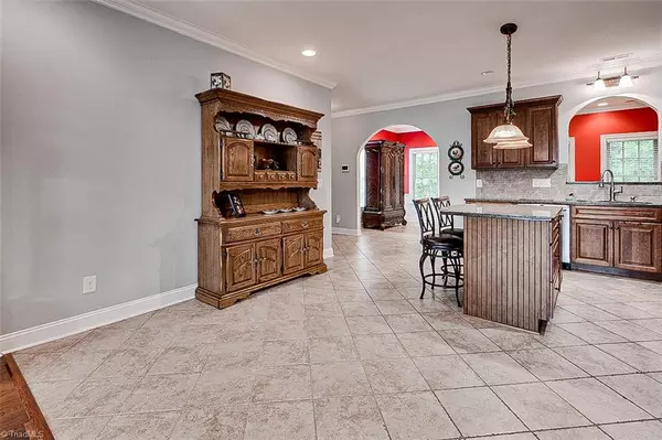 Asheboro, NC 27203,240 Landis CT