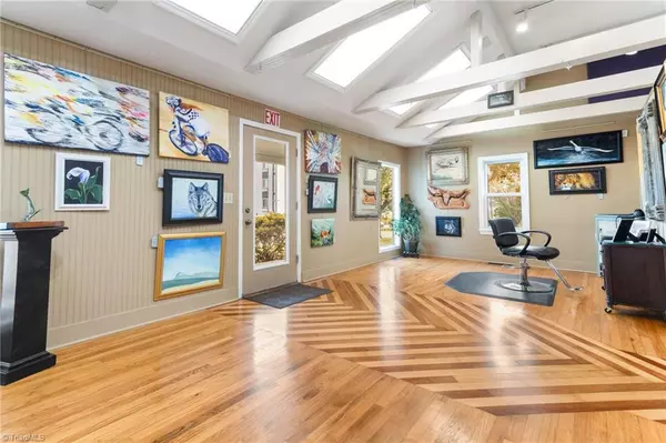 Winston-salem, NC 27103,1911 Margaret ST